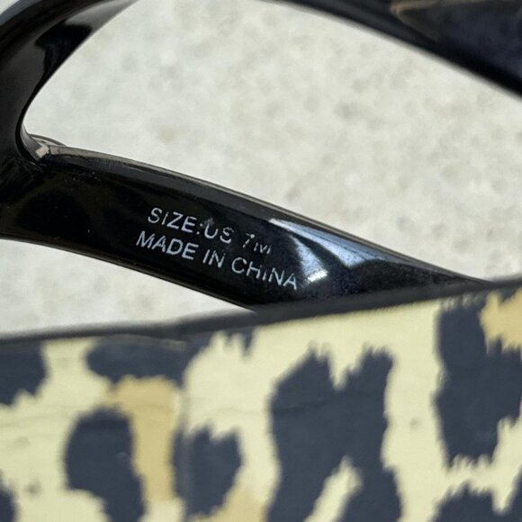 Leopard print platform flip flops - Picture 3 of 8